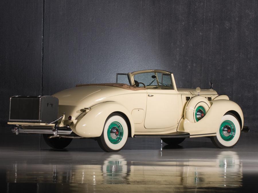  Packard Super Eight Convertible Coupe 1938 года  (фото 13 из 13)